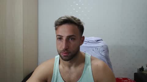 Snapshot of blondeagle chatting on 11-01-25, 09:44 Mr Blond online show from 11-01-25, 09:44