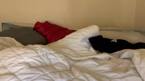 Snapshot of blondebunny999 chatting on 02-26-26, 08:35 blondebunny999 online show from 02-26-26, 08:35