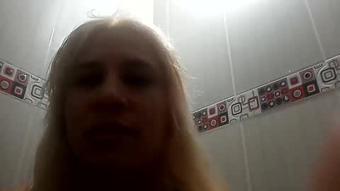 Blondie online show from 11-20-25, 02:45