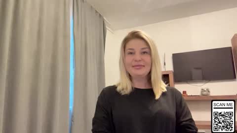Snapshot of blondie_xoxoxo chatting on 10-07-25, 08:22 blondie_xoxoxo online show from 10-07-25, 08:22