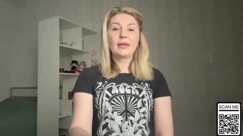 Snapshot of blondie_xoxoxo chatting on 02-04-26, 06:41 blondie_xoxoxo online show from 02-04-26, 06:41