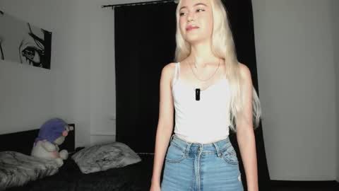 blondiebubble online show from 12-03-25, 10:46