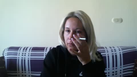 Snapshot of blondiepam23 chatting on 01-02-25, 09:11 BlondiePam online show from 01-02-25, 09:11
