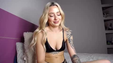 Snapshot of blondirix chatting on 01-30-25, 06:54 Anna online show from 01-30-25, 06:54