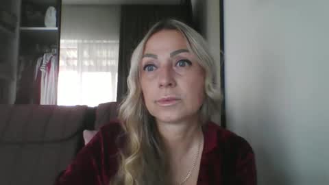 Iren online show from 09-16-25, 07:31