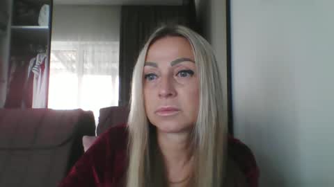 Iren online show from 09-17-25, 07:54