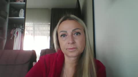 Iren online show from 09-19-25, 09:43