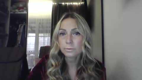 Iren online show from 09-30-25, 07:57