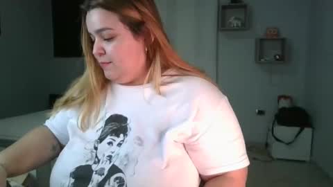 Snapshot of blondyliciousx chatting on 12-06-24, 02:57 katartistic name online show from 12-06-24, 02:57