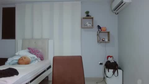 Snapshot of blondyliciousx chatting on 12-11-24, 07:20 katartistic name online show from 12-11-24, 07:20