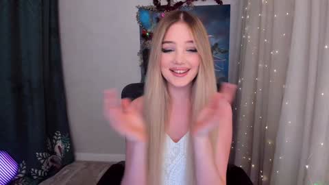 Sophia online show from 12-12-24, 12:05