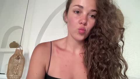 Emma Bloom online show from 02-18-26, 12:17