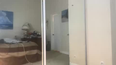 blue_cum_bunny123 online show from 10-12-25, 12:04