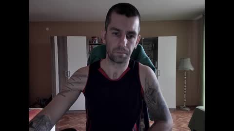 Snapshot of blue_eyed_wolf chatting on 02-03-25, 12:47 Runaway online show from 02-03-25, 12:47