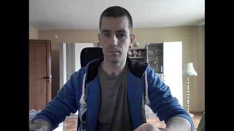 Snapshot of blue_eyed_wolf chatting on 03-02-25, 08:38 Runaway online show from 03-02-25, 08:38