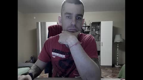 Snapshot of blue_eyed_wolf chatting on 03-10-25, 09:07 Runaway online show from 03-10-25, 09:07