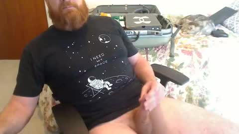 Snapshot of blue_eyes_kiwi chatting on 10-20-25, 01:17 blue_eyes_kiwi online show from 10-20-25, 01:17