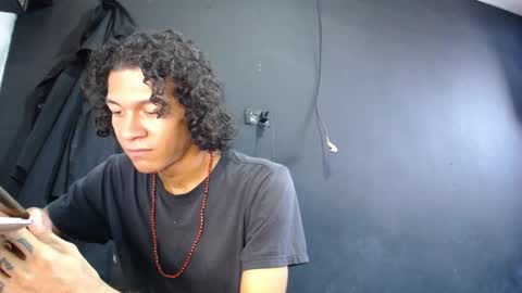 Snapshot of blue_morningstar chatting on 10-21-25, 06:52 bunbury online show from 10-21-25, 06:52