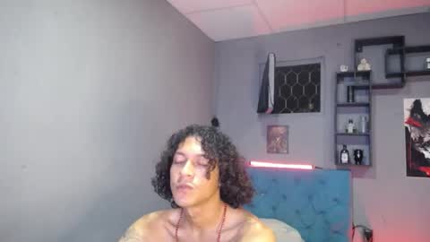 Snapshot of blue_morningstar chatting on 11-30-25, 11:53 bunbury online show from 11-30-25, 11:53