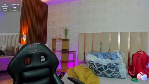 blue_tay1 online show from 09-19-25, 11:44