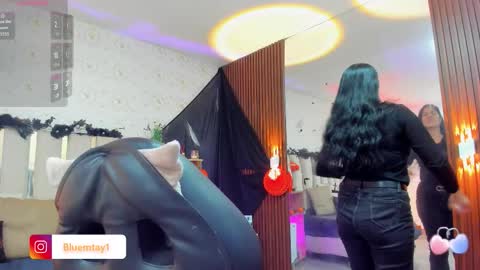 blue_tay1 online show from 10-17-25, 11:35