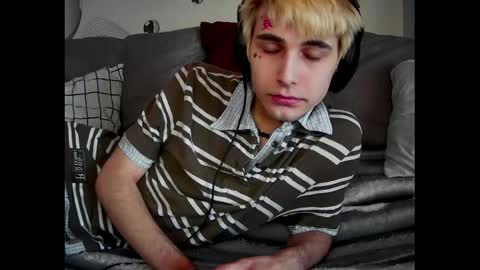 SONNYVAN online show from 04-15-26, 05:36