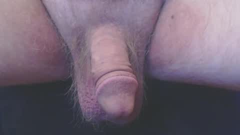 Snapshot of bluebee420 chatting on 02-16-25, 11:59 bluebee420 online show from 02-16-25, 11:59