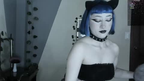 sophie  online show from 09-20-25, 03:02