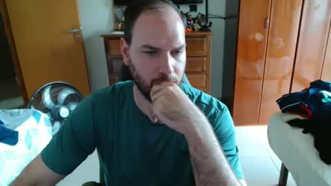 Snapshot of bluec2c chatting on 03-04-26, 05:19 Blue online show from 03-04-26, 05:19