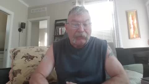 Snapshot of bluecollarjacker chatting on 02-23-25, 05:18 ConcreteCowboy online show from 02-23-25, 05:18