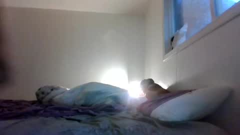 Snapshot of bluedemoneyes1986 chatting on 09-24-25, 11:57 bluedemoneyes1986 online show from 09-24-25, 11:57