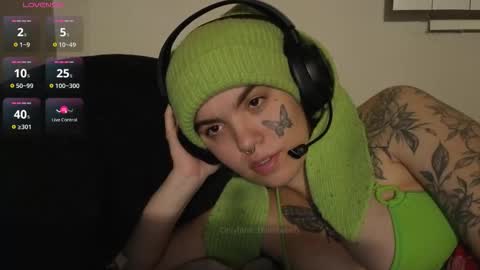 Blue online show from 11-17-25, 04:51