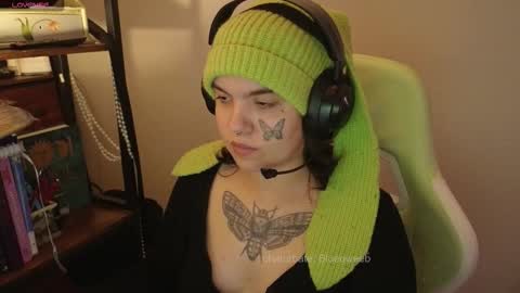 Blue online show from 02-13-26, 05:47