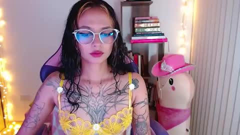 Im Abril .. Nice to meet you  thumb up me please its important  INDEPENDENT MODEL online show from 09-26-25, 12:47