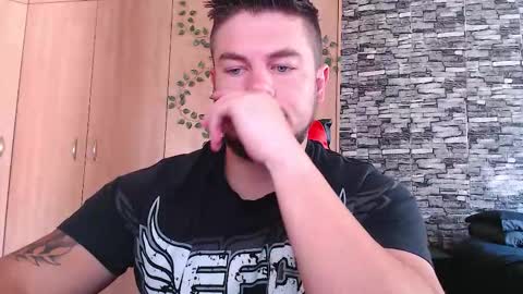 Snapshot of blueeyeboy0 chatting on 10-14-25, 07:09 blueeyeboy0 online show from 10-14-25, 07:09