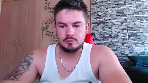 Snapshot of blueeyeboy0 chatting on 10-24-25, 08:44 blueeyeboy0 online show from 10-24-25, 08:44