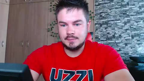 Snapshot of blueeyeboy0 chatting on 10-31-25, 07:53 blueeyeboy0 online show from 10-31-25, 07:53