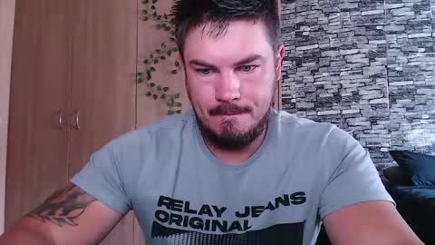 Snapshot of blueeyeboy0 chatting on 11-03-25, 07:31 blueeyeboy0 online show from 11-03-25, 07:31