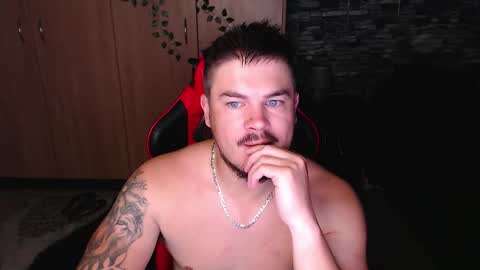 Snapshot of blueeyeboy0 chatting on 11-20-25, 08:08 blueeyeboy0 online show from 11-20-25, 08:08