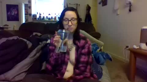 Snapshot of blueeyedbeauty1995 chatting on 11-07-25, 12:21 Blueeyedbeauty online show from 11-07-25, 12:21