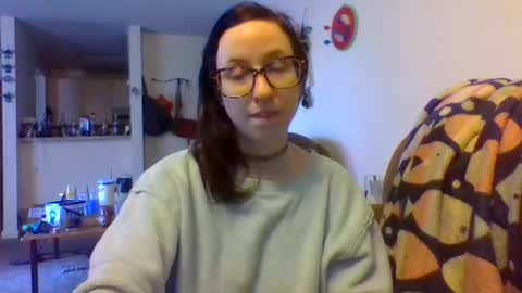 Snapshot of blueeyedbeauty1995 chatting on 11-18-25, 10:25 Blueeyedbeauty online show from 11-18-25, 10:25