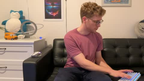 blueeyedtallguy online show from 01-01-25, 02:41