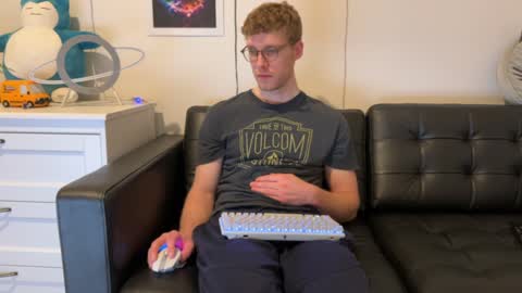 blueeyedtallguy online show from 01-10-25, 04:22