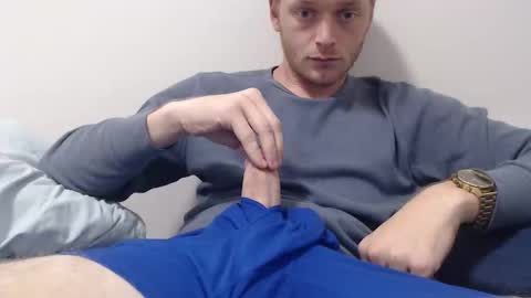 Snapshot of blueeyedtwinkie chatting on 02-07-26, 05:22 blue eyed twink online show from 02-07-26, 05:22
