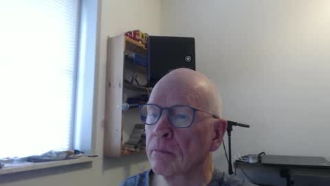 blueeyesn8 online show from 10-25-25, 09:39