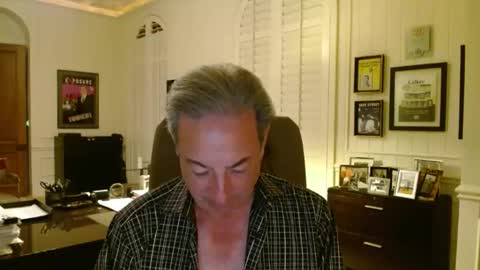 Snapshot of blueisles chatting on 11-06-25, 12:55 blueisles online show from 11-06-25, 12:55