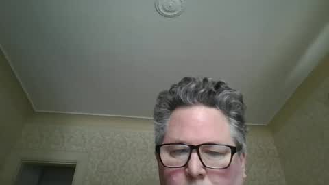 bluemoose70 online show from 02-25-25, 05:04