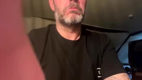 Blueyloey online show from 10-12-25, 01:48