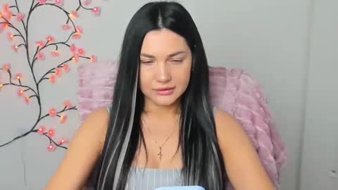 Kelly online show from 02-11-26, 06:40