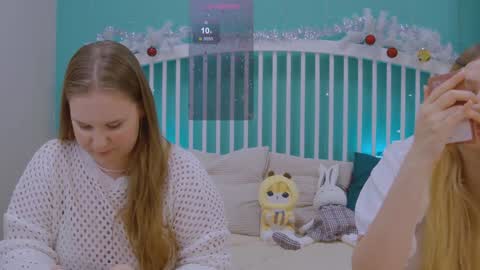 Snapshot of blush_ellie chatting on 12-23-24, 12:30 Ellie3 online show from 12-23-24, 12:30